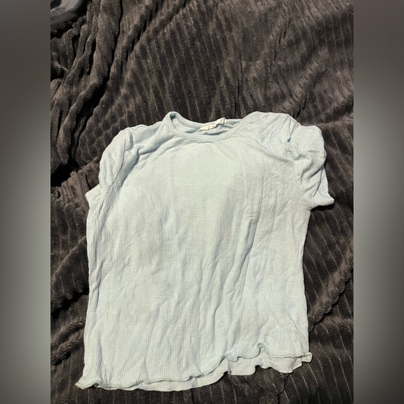 Bundle of cropped shirts - Picture 5 of 5